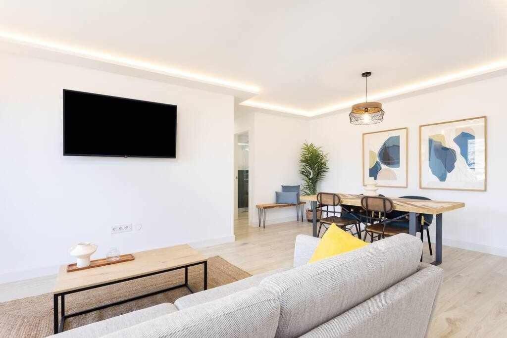 Sunnyland Apartment Arona โช ภายนอก รูปภาพ
