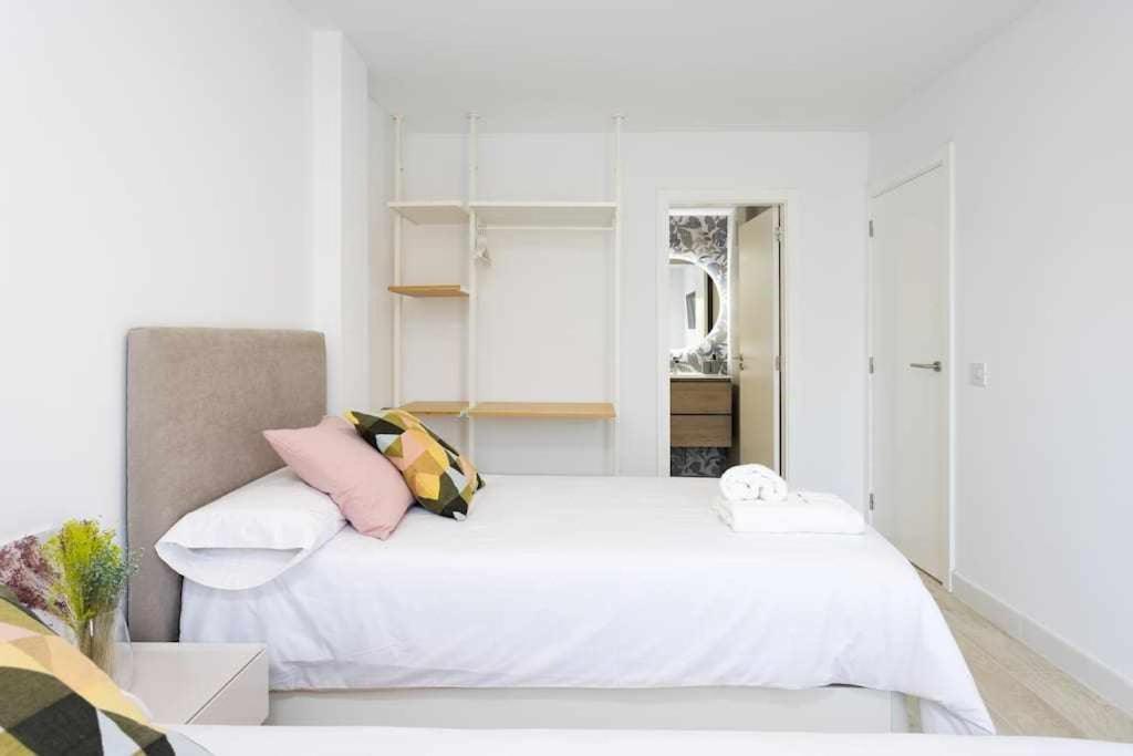 Sunnyland Apartment Arona โช ภายนอก รูปภาพ