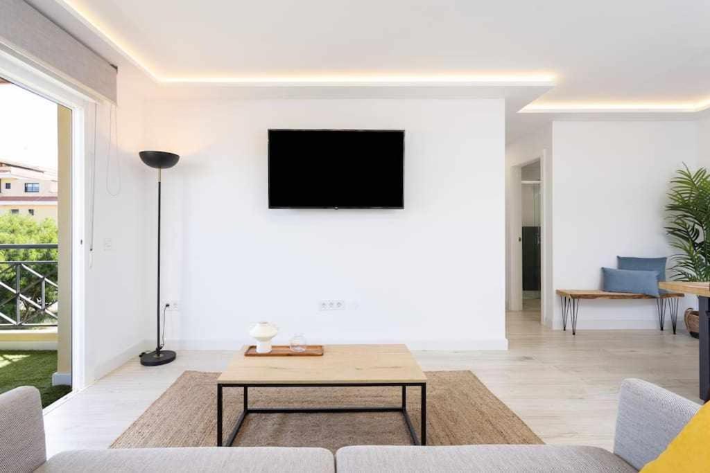 Sunnyland Apartment Arona โช ภายนอก รูปภาพ